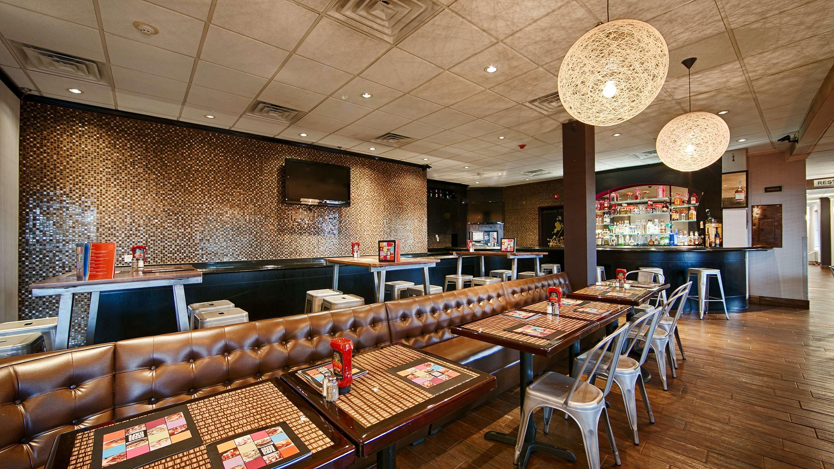 Best Western Plus Newark Airport West Экстерьер фото