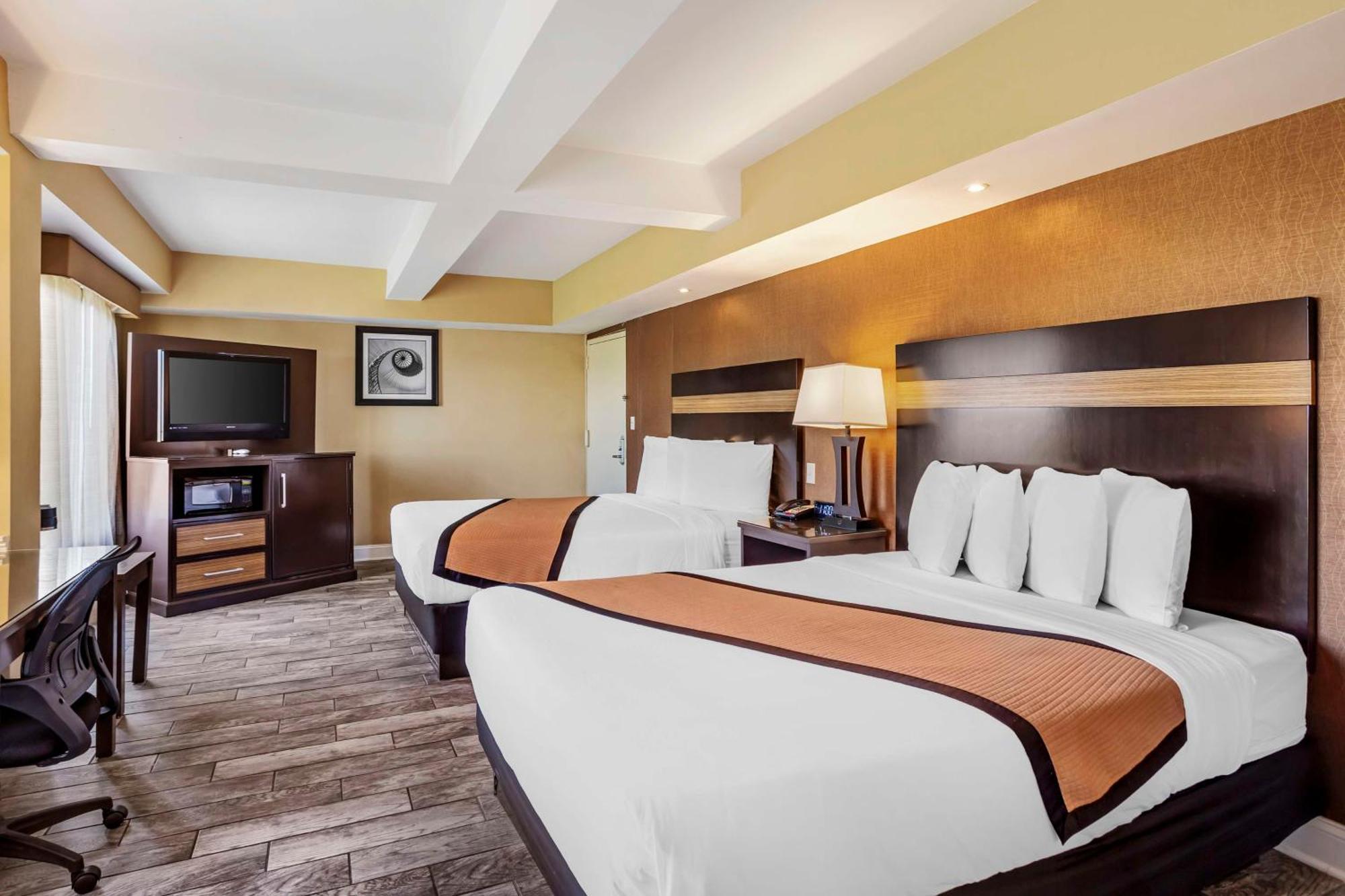 Best Western Plus Newark Airport West Экстерьер фото